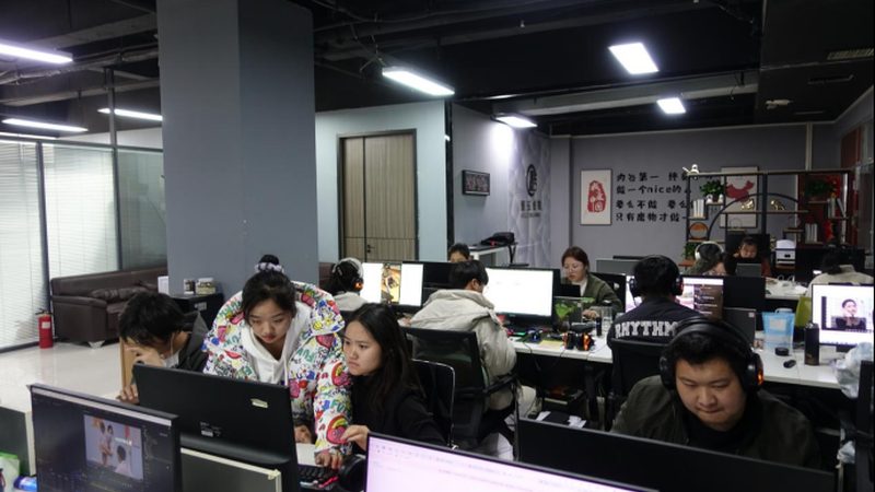 短视频拍摄设备排行榜前十名：揭秘高效内容生产背后的利器