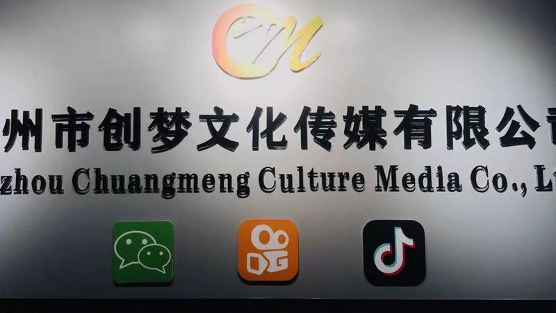关键参数解读：镜头、稳定性、续航能力